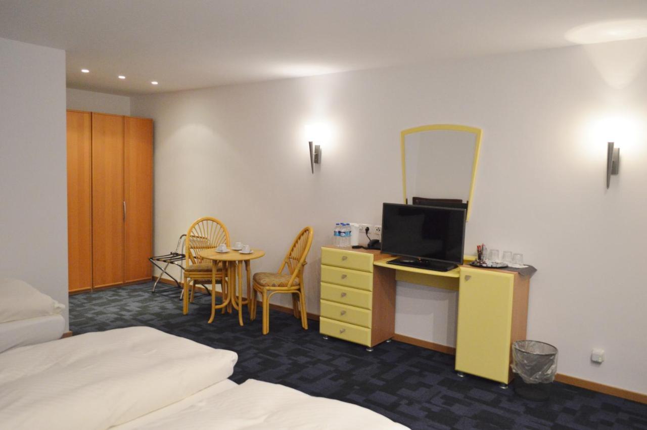 Hotel B8 Voerde Luaran gambar