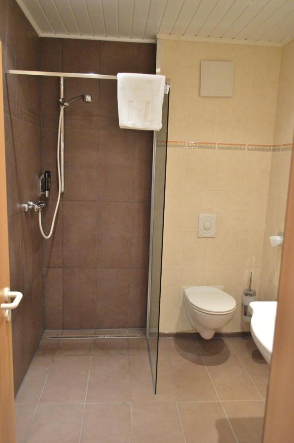 Hotel B8 Voerde Luaran gambar