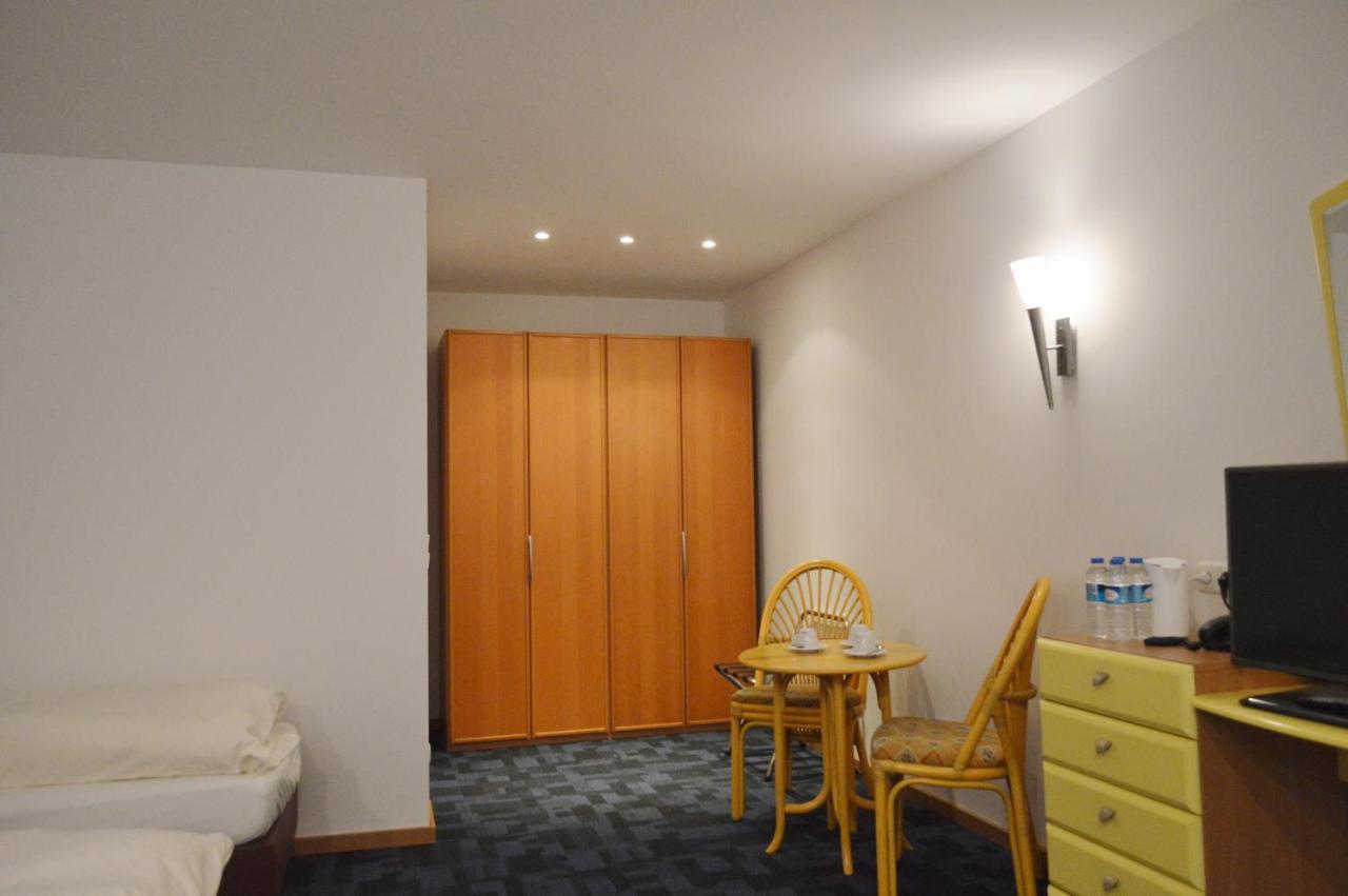 Hotel B8 Voerde Luaran gambar